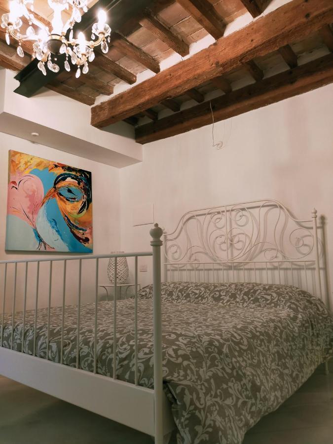 Tambien B&B Pesaro Luaran gambar